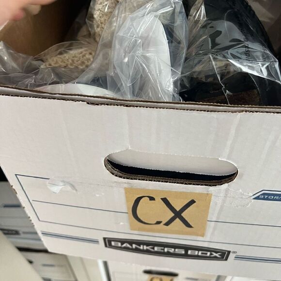 Vintage table doiley crocher big 26" Diameter - Picture 7 of 7